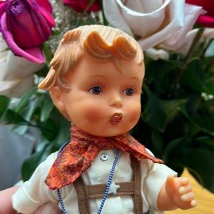Vinrate MJ Hummel Goebel Doll red scarf
